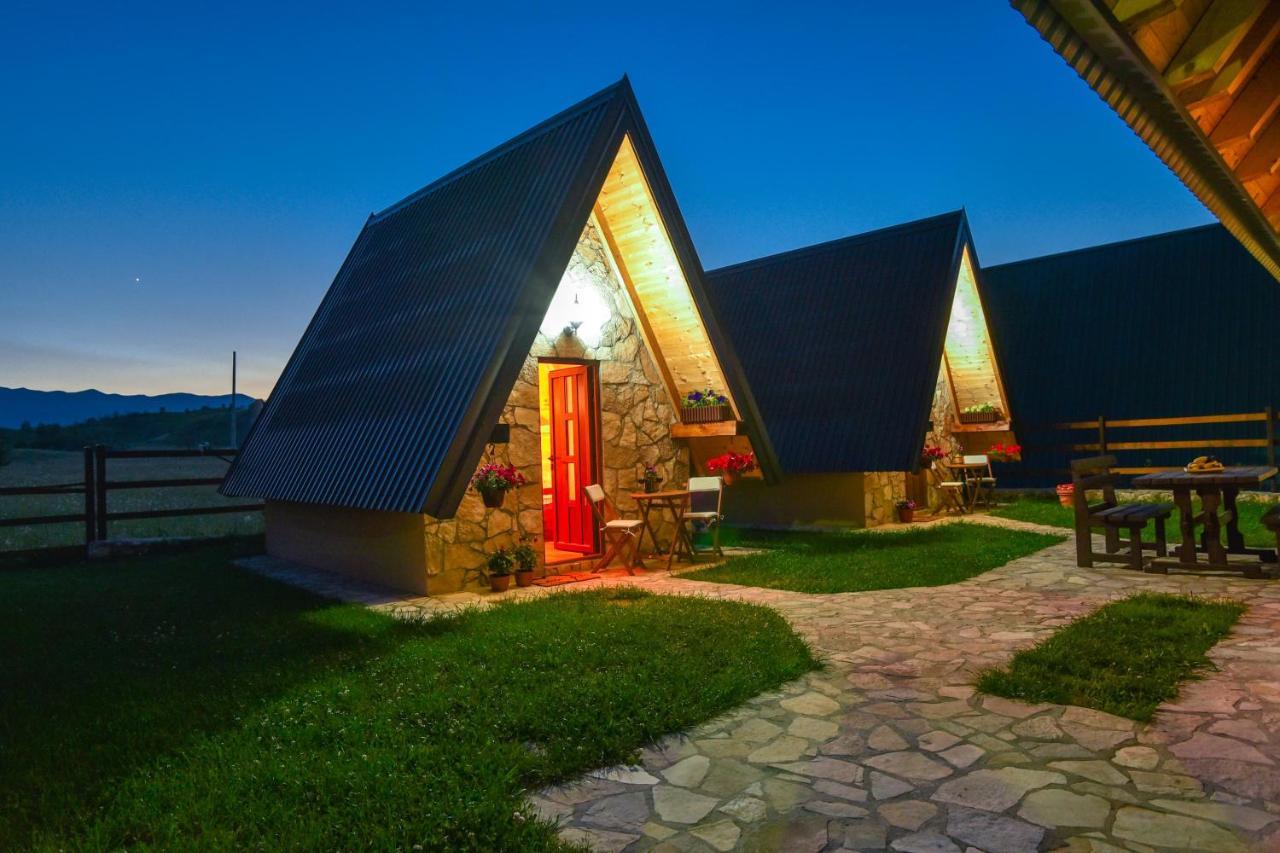 Cottages Big Bear 자블야크 외부 사진
