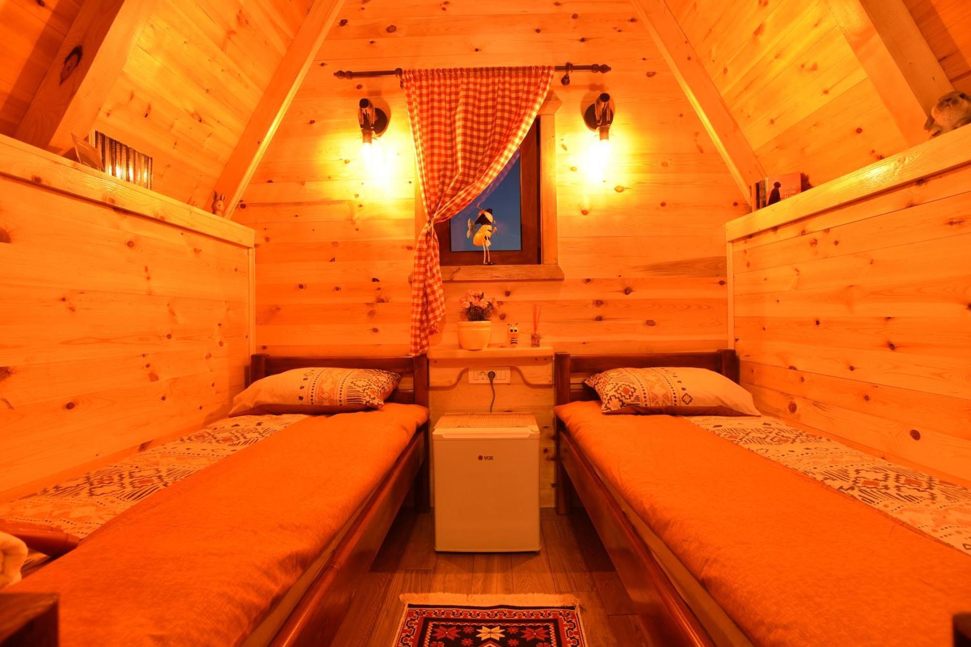 Cottages Big Bear 자블야크 외부 사진
